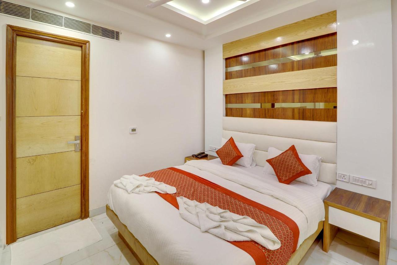 Hotel York Legacy -3 Minutes Walk From New Delhi Railway Station 'The 5 Star Ambience' Newly Built Екстер'єр фото