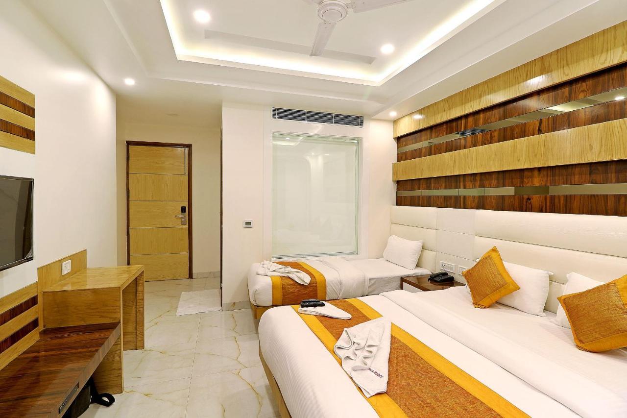 Hotel York Legacy -3 Minutes Walk From New Delhi Railway Station 'The 5 Star Ambience' Newly Built Екстер'єр фото